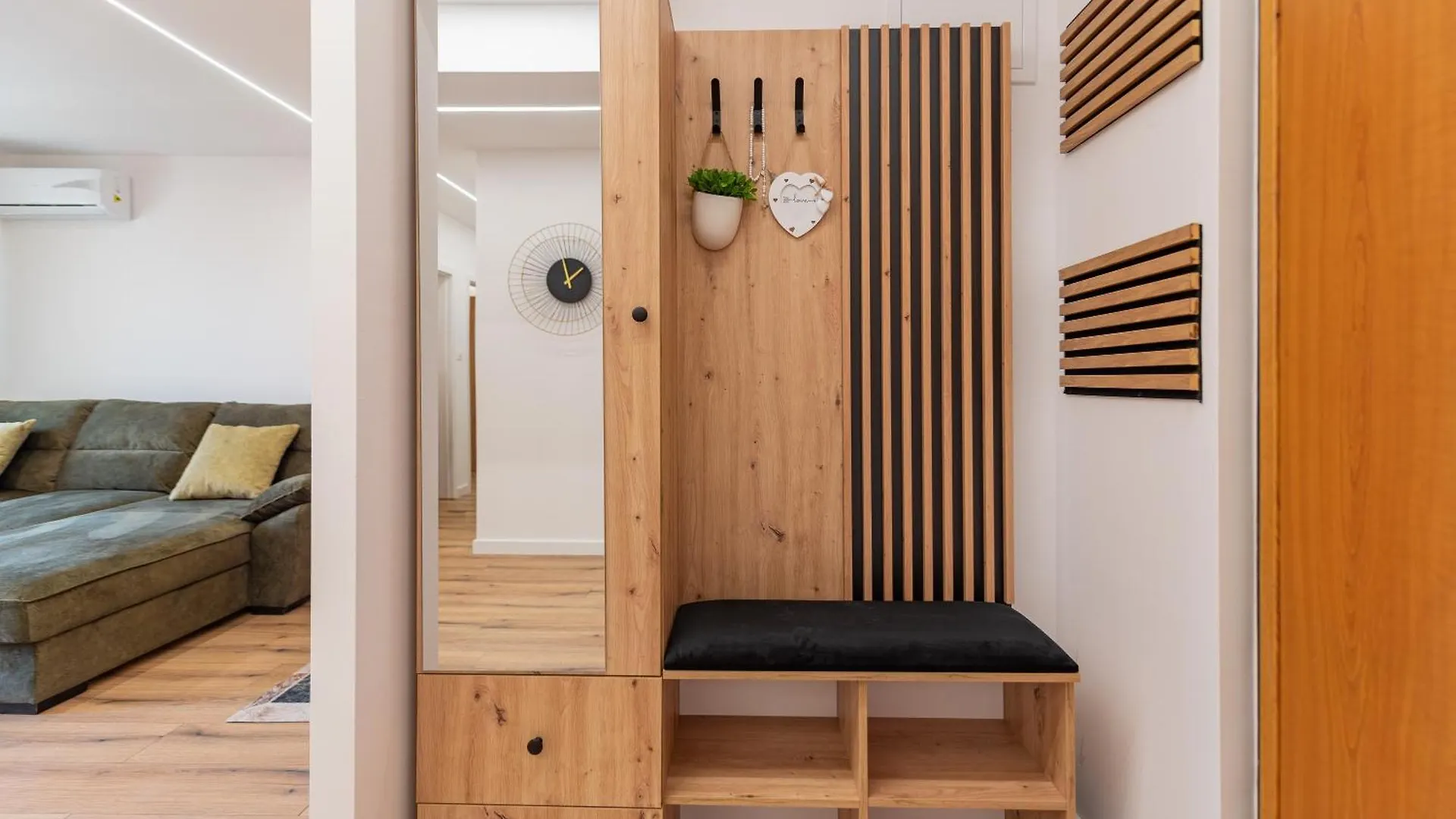 Apartment Palo ザダル